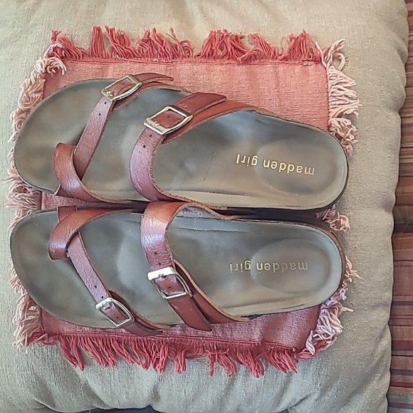 Madden Girl Shoes - NWB Madden Girl Bryceee brown slide sandal